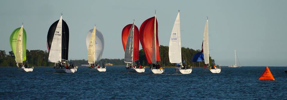 Firstit startin jälkeen. Kuva Harri Hansen.